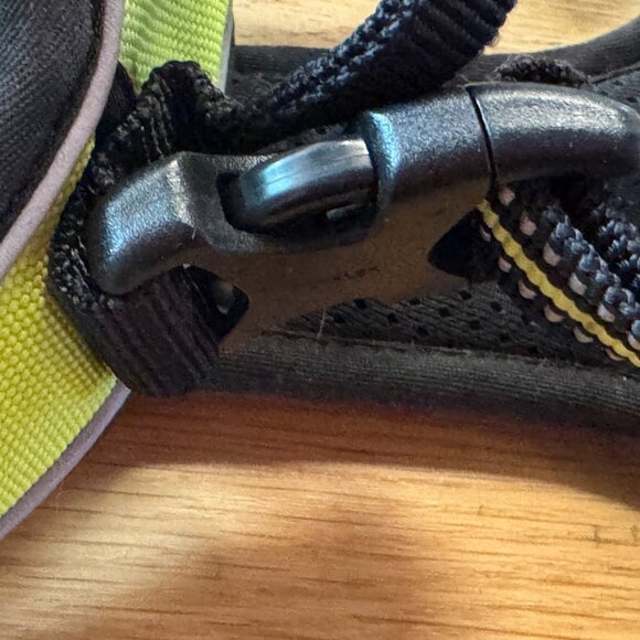 TRUE LOVE Adjustable No Pull Harness, Reflective, Neon Yellow, Small - Picture 8 of 16